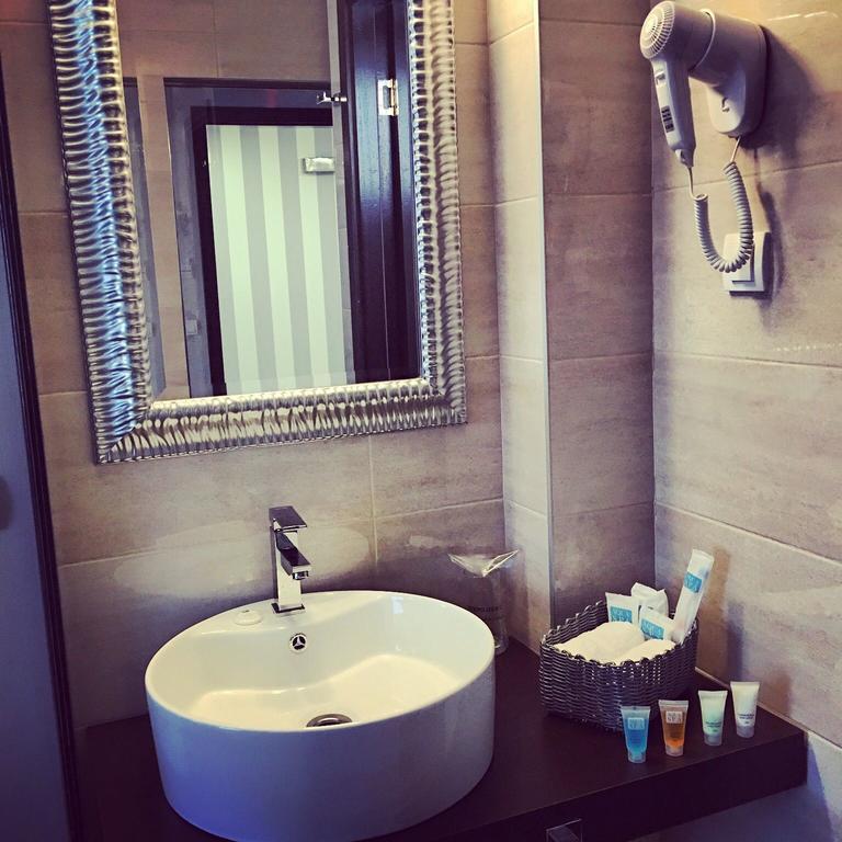 Luxury Rooms Luca And Deluca Belgrade Exterior photo