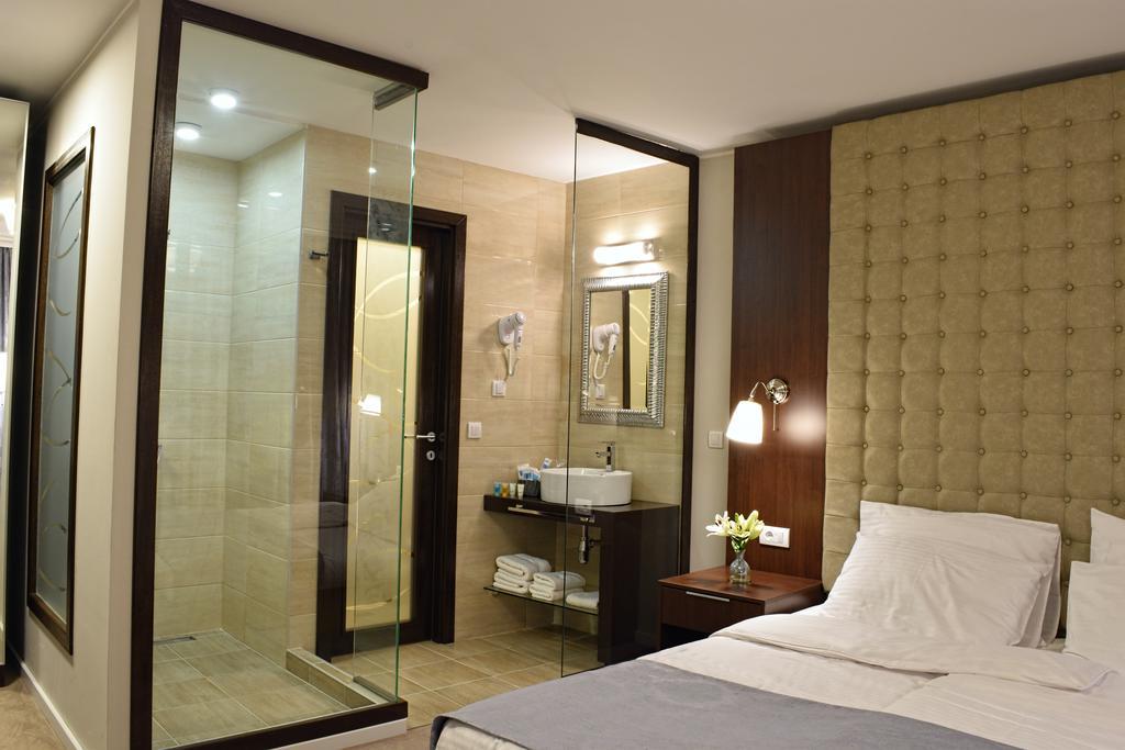 Luxury Rooms Luca And Deluca Belgrade Exterior photo